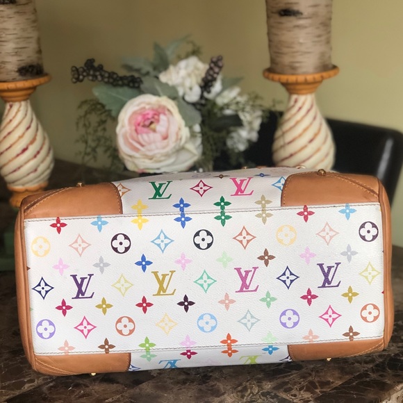 AUTH Louis Vuitton Claudia 🌺GORGEOUS🌺 - Picture 7 of 8